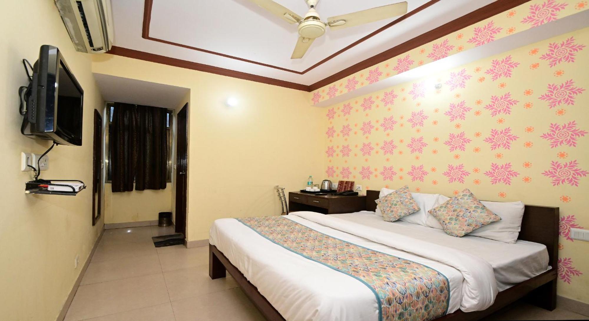 Inn Hotel Laxmi Villa Palace-Near Jaipur Railway Station 3*