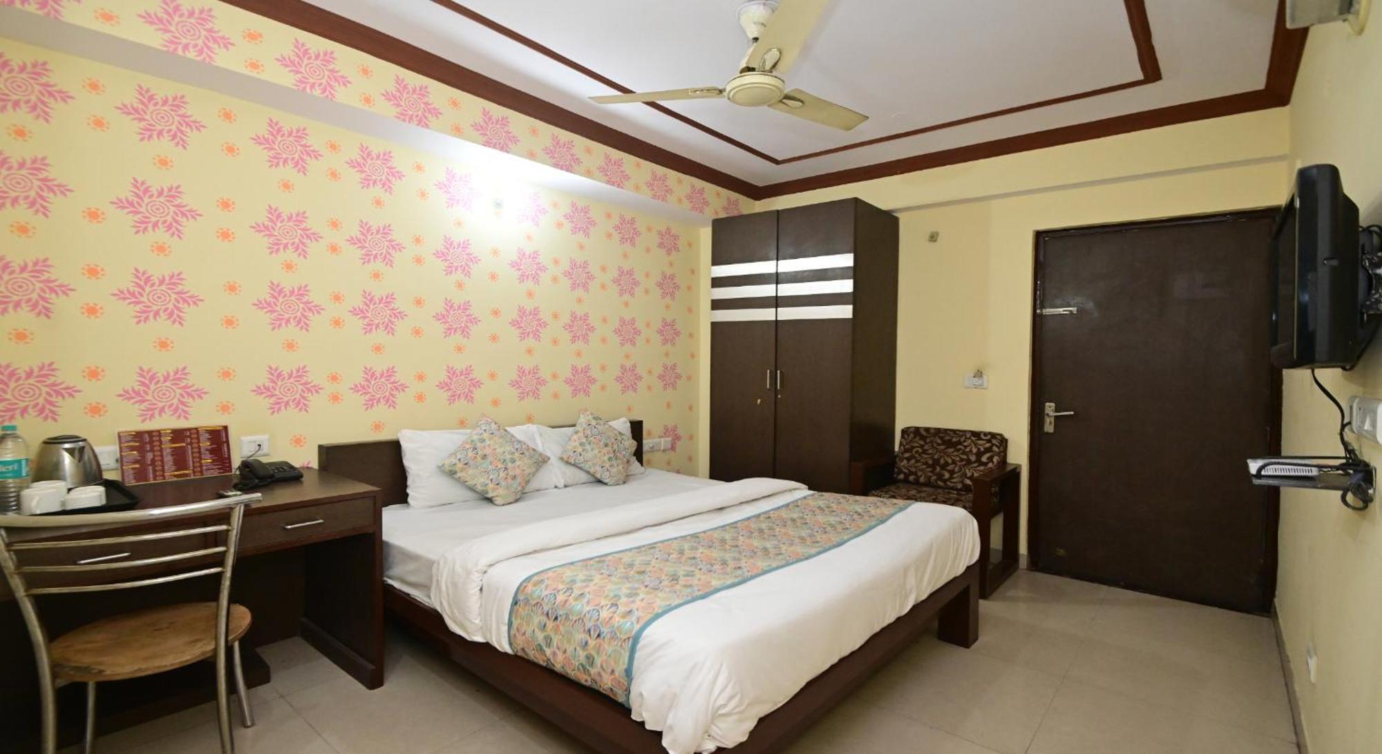 Inn Hotel Laxmi Villa Palace-Near Jaipur Railway Station 3*